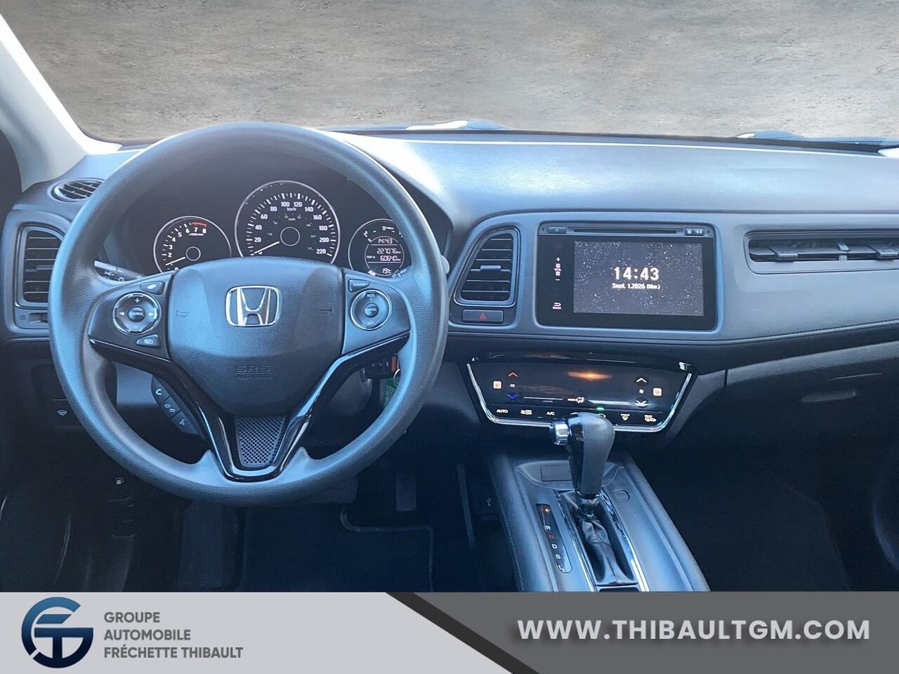 2018 HONDA HR-V LX LX Traction Intégrale CVT Black Montmagny - photo #8