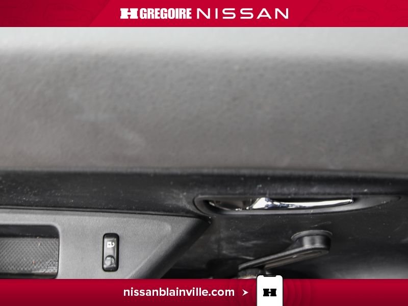 2014 Toyota Yaris Grey Blainville - photo #19