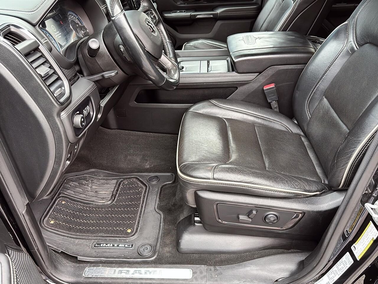 2022 RAM 1500 LIMITED Black Saint-Hyacinthe - photo #8