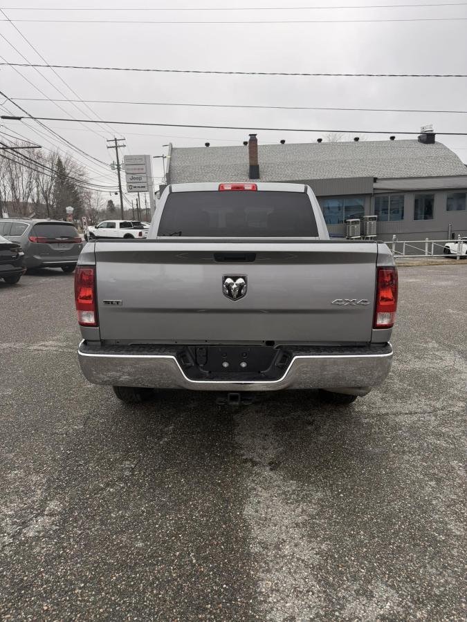 2023 RAM 1500 Classic Grey Nantes - photo #6