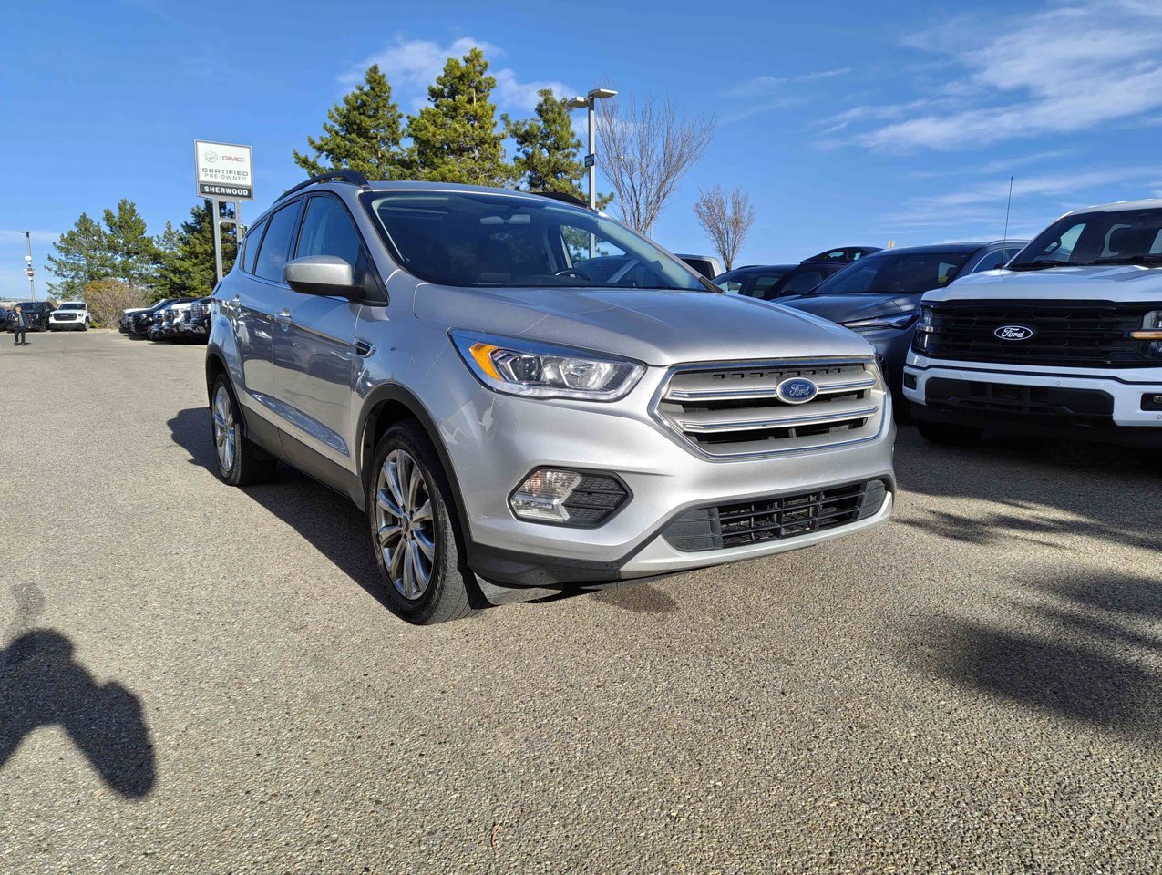 2019 Ford Escape SEL 4WD Grey Sherwood Park - photo #2