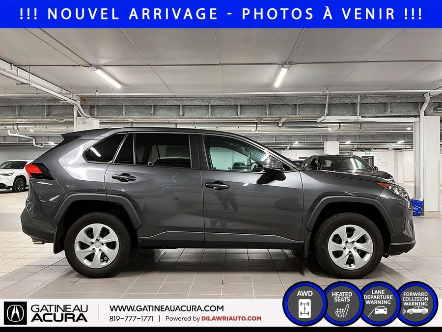 Toyota RAV4 LE AWD 2023 Gris