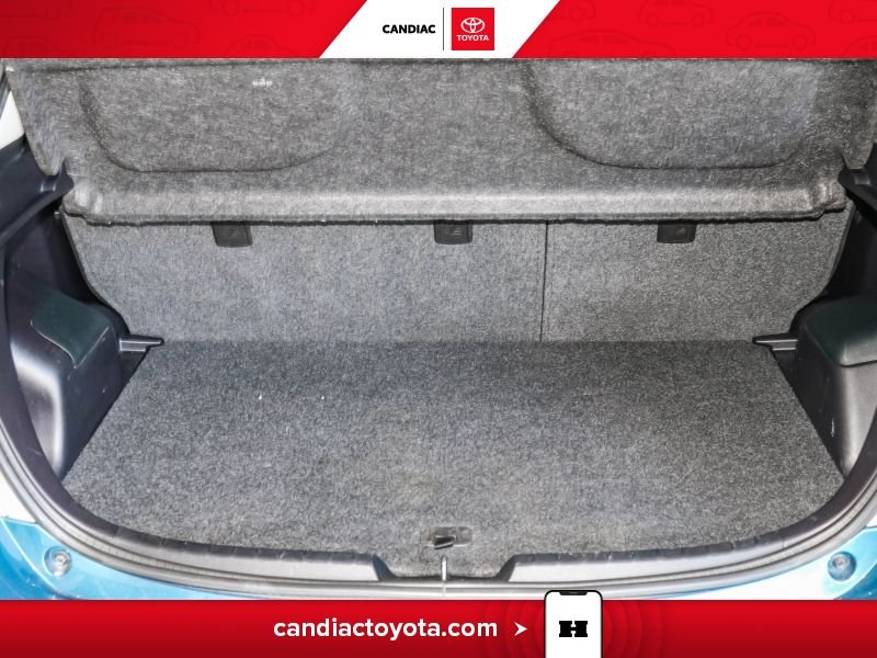 2014 Toyota Yaris Green Saint-Eustache - photo #28