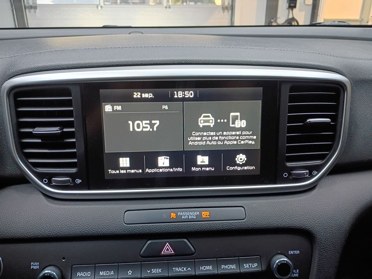 2021 Kia Sportage White Blainville - photo #26
