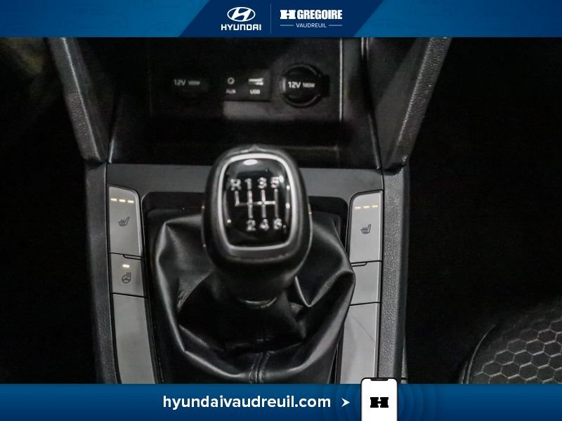 Hyundai Elantra YW214 | Preferred Manual 2019 Blanc Laval - photo #27