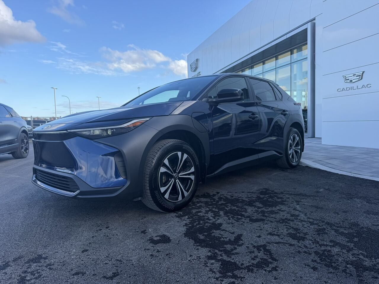 2023 Toyota bZ4X LE Blue Laval - photo #0
