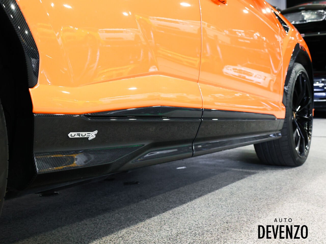 2023 Lamborghini Urus Orange Saint-Eustache - photo #7