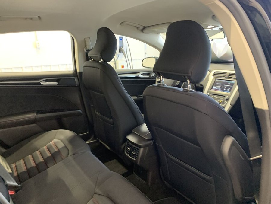 2016 Ford Fusion 2016 Black