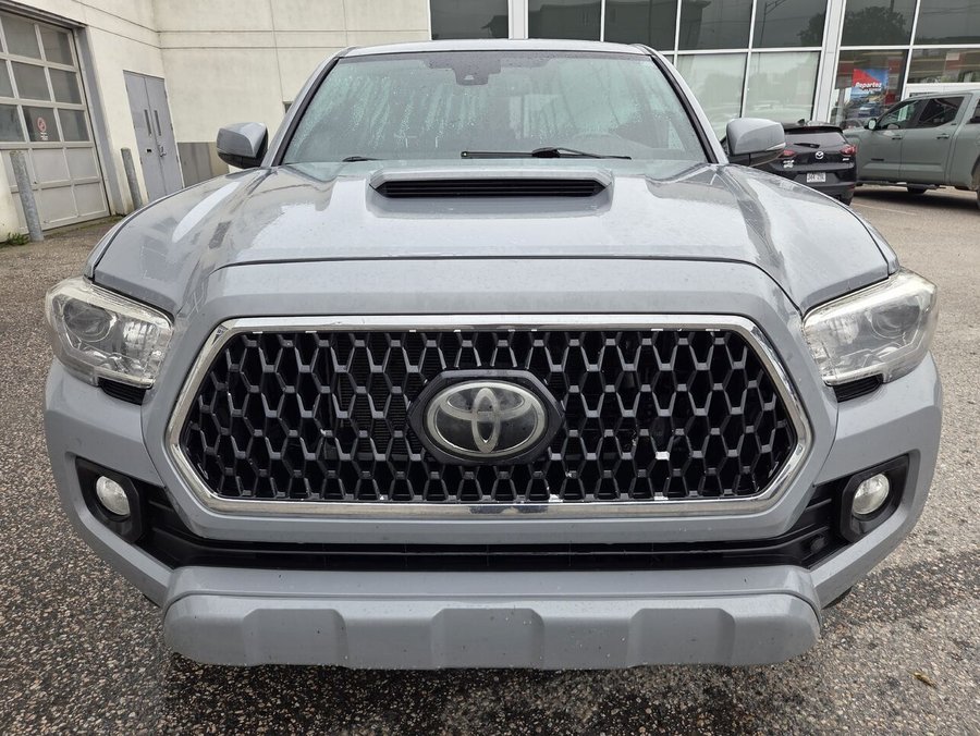 Toyota TACOMA TRD SPORT 2018 2018 Gris