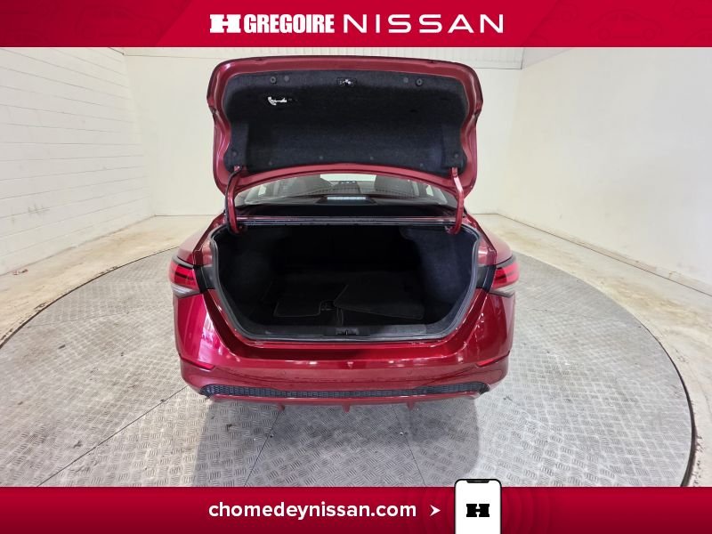 2022 Nissan Sentra Red Laval - photo #27