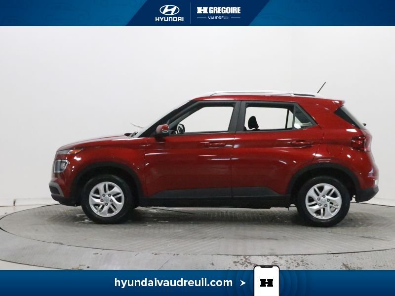 2024 Hyundai Venue Red Saint-Eustache - photo #5