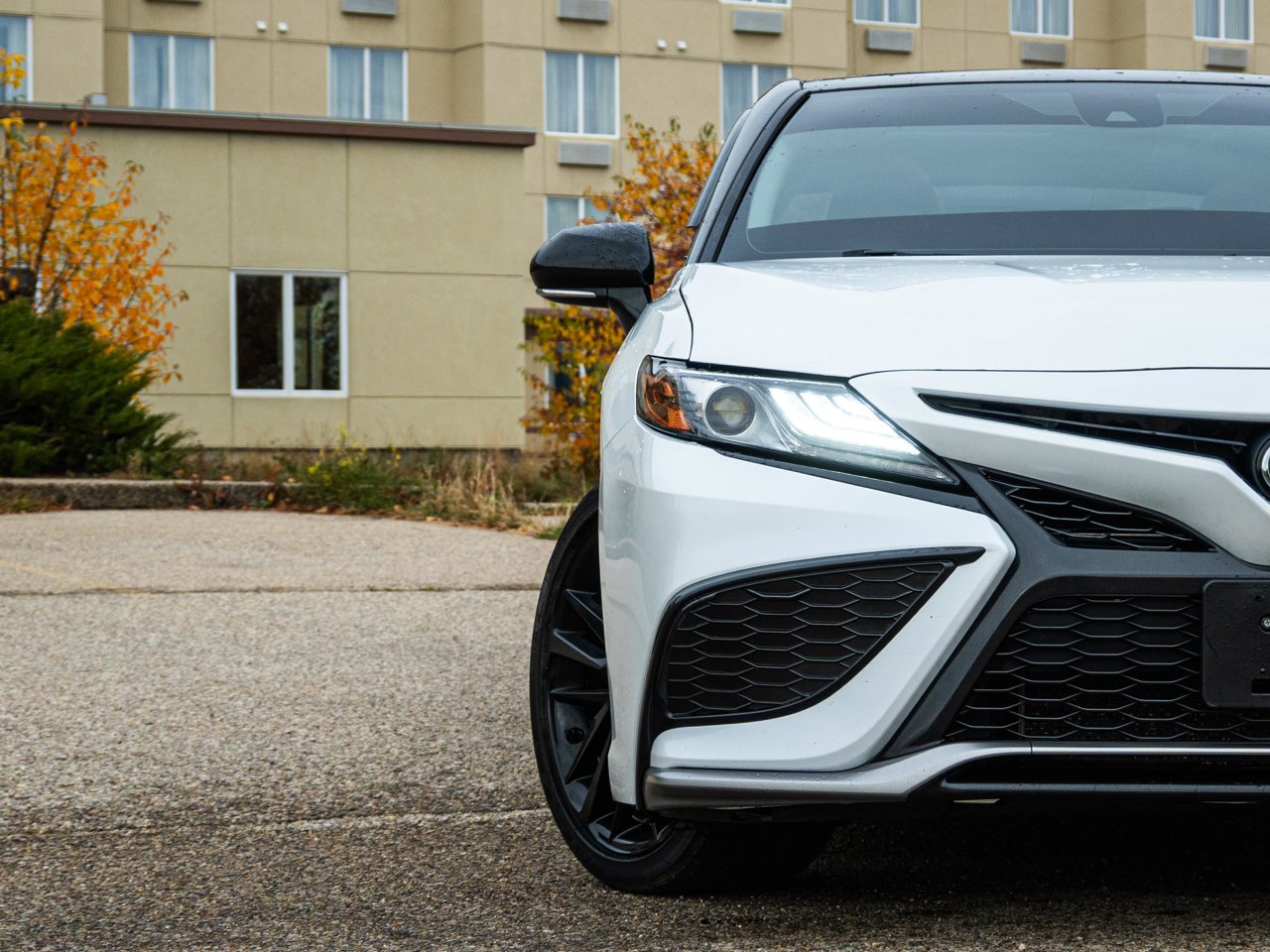 2021 Toyota Camry XSE Auto Wind Chill w/Black Roof Sherwood Park - photo #5