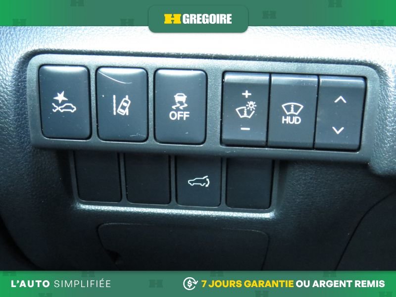 Mitsubishi Eclipse Cross 2024 Gris Laval - photo #24