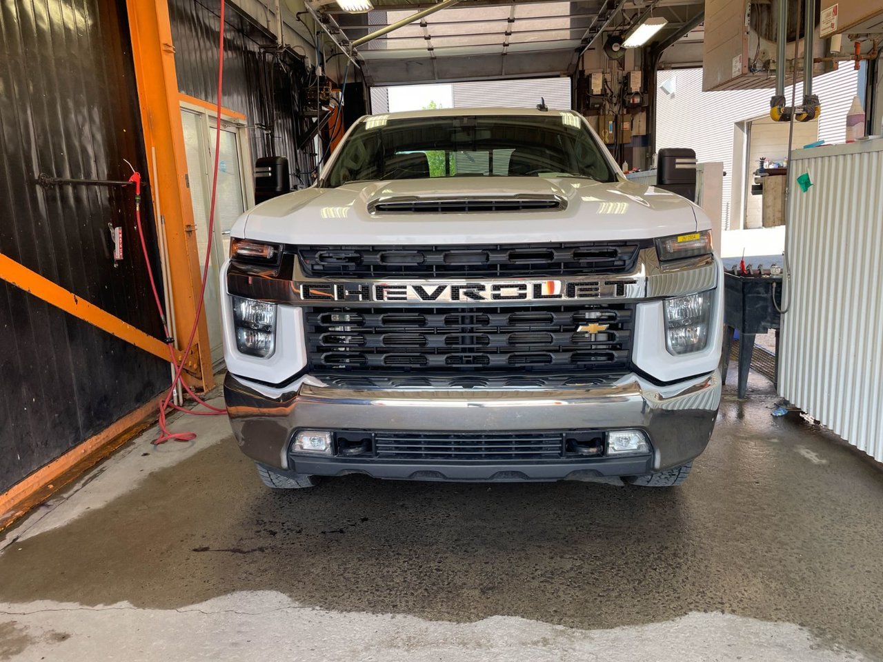 Chevrolet Silverado 2500HD LT CREW 4X4 DIESEL *PNBV 9900 LBS* SIÈGES CHAUFF 2022 Blanc Saint-Jérôme - photo #3