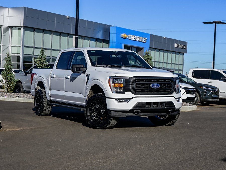 2023 Ford F-150 XLT FX4 Sport 302A 3.5L EcoBoost | 20in Armed Off-Road Wheels White