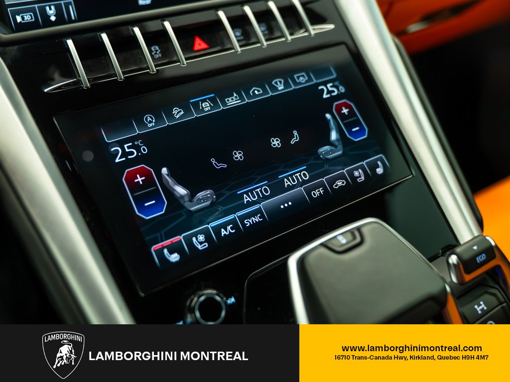 Lamborghini Urus Cuir | *Pre-owned* 2019 Blanc Kirkland - photo #16