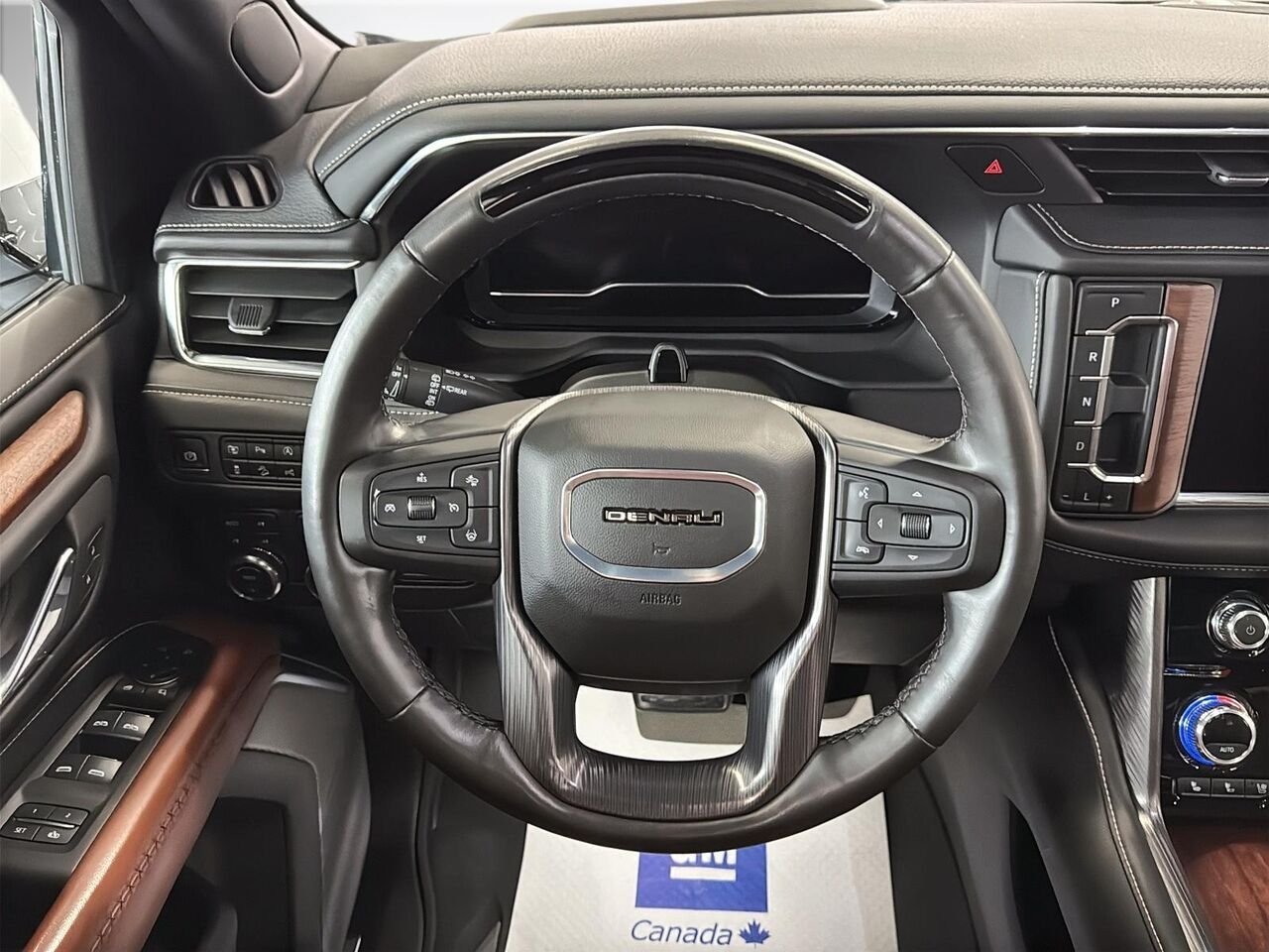 GMC YUKON DENALI ULTIMATE 2024 Blanc Saint-Hyacinthe - photo #10