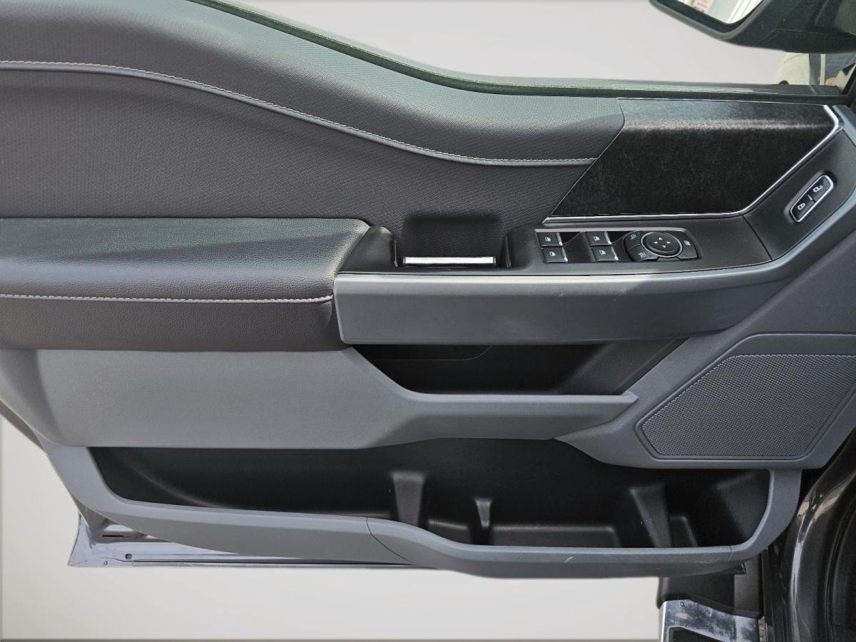 2023 Ford F-150 Grey Val-d'Or - photo #9