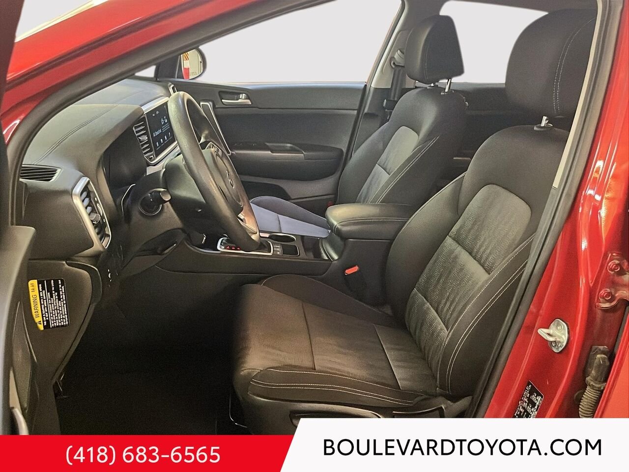 2021 Kia Sportage 99685B-105 | LX, AWD Red Québec - photo #8