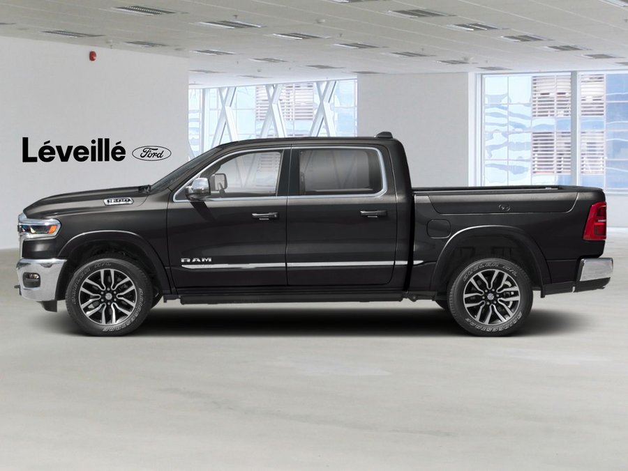 2026 RAM 1500 Limited cabine d'équipe 4x4 caisse de 5 pi 7 po Diamond Black Crystal Pearl