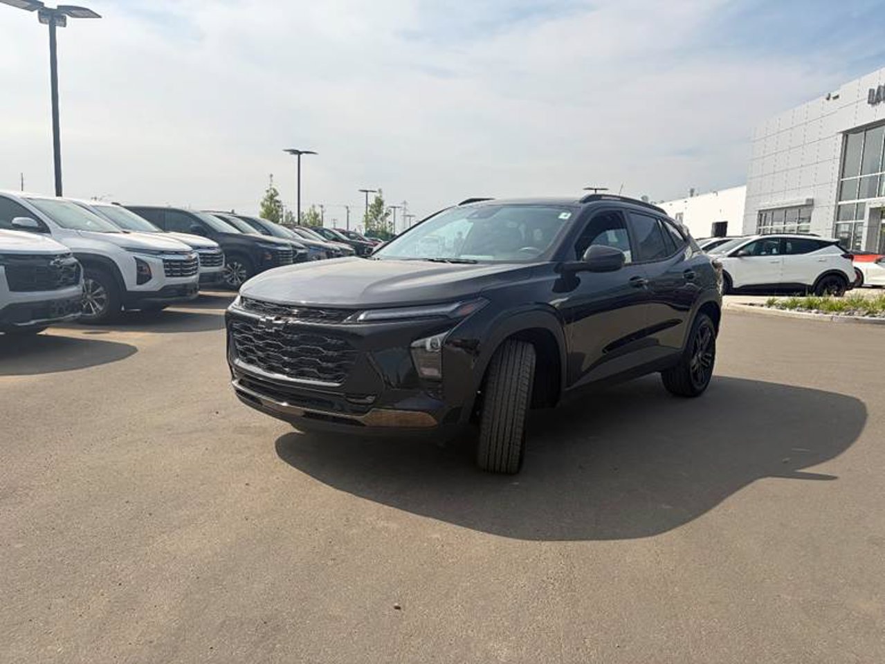 2025 Chevrolet Trax FWD 4dr ACTIV Black Sherwood Park - photo #2