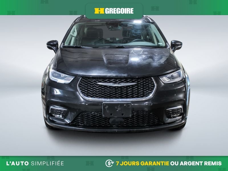 Chrysler Pacifica 2022 Noir Laval - photo #1