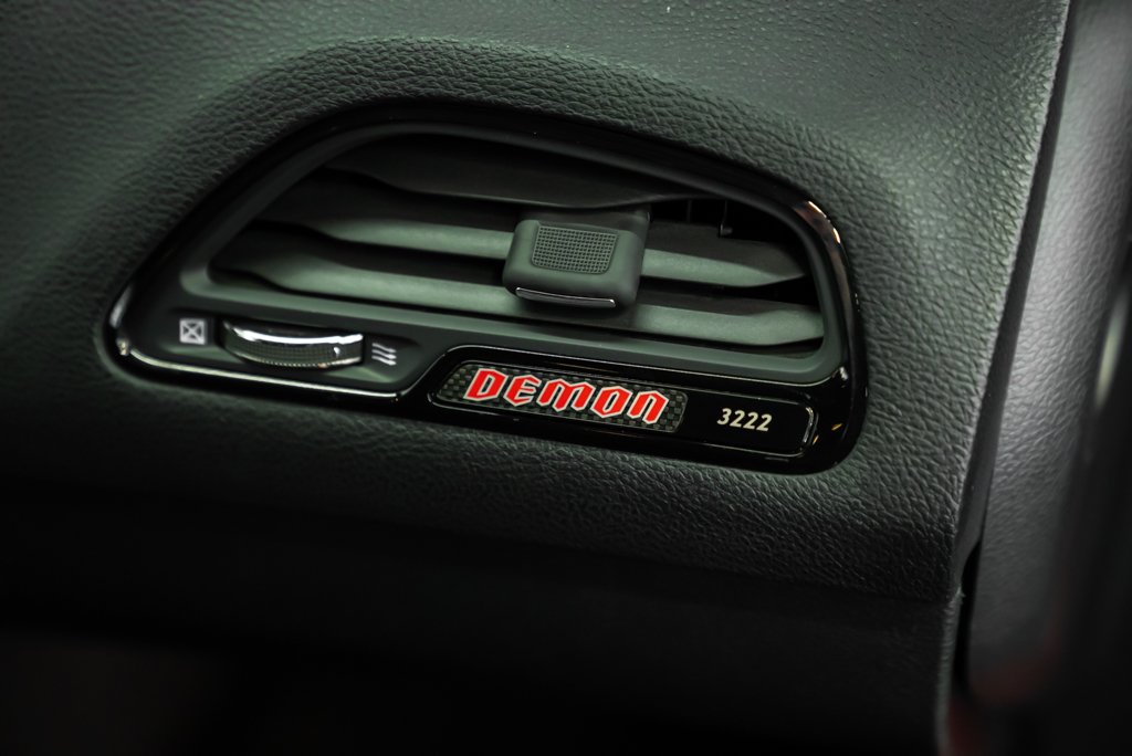 Dodge Challenger SRT Demon RWD / Crate included + Sunroof 2018 Rouge Kirkland - photo #15
