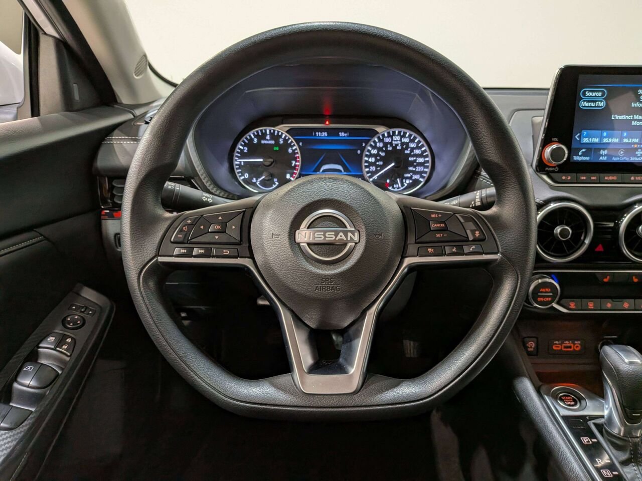 2024 Nissan Sentra SV CVT White Val-David - photo #13