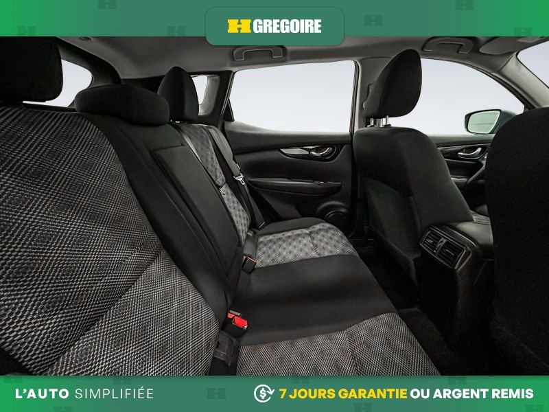 Nissan Qashqai 824296 | SV TOIT OUVRANT AWD carplay A PARTIR DE 2.99% 2023 Rouge Laval - photo #15