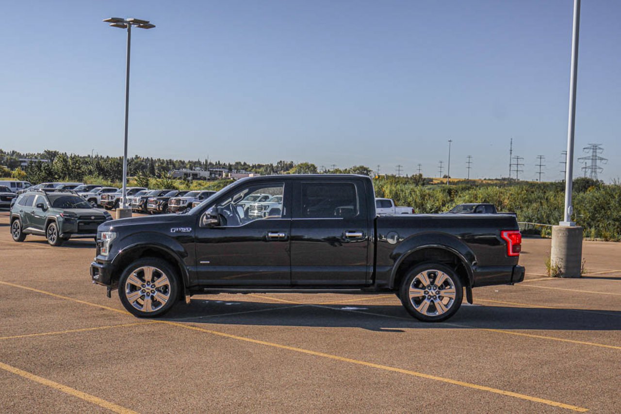 2017 Ford F-150 4WD SuperCrew 145 Limited Black Sherwood Park - photo #4