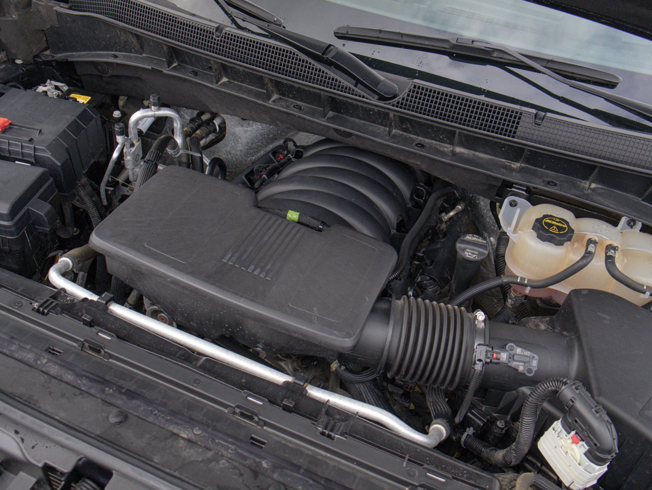 2024 Chevrolet Silverado 1500 4WD Crew Cab 147 RST Grey Sherwood Park - photo #15