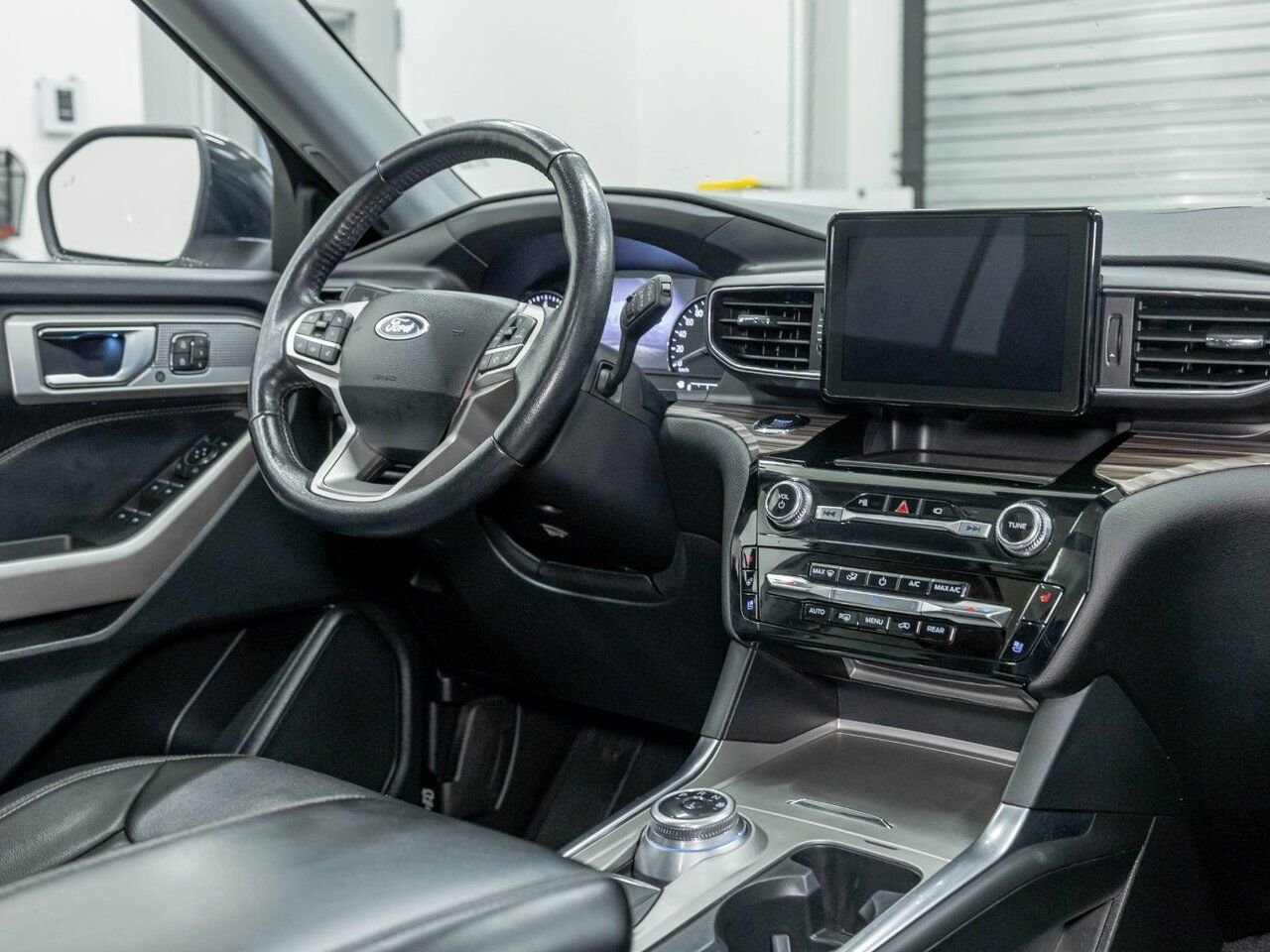 2023 Ford Explorer LIMITED 4WD *TOIT* CUIR *CAM 360* B&O *SIEGES VENT White Saint-Jérôme - photo #28