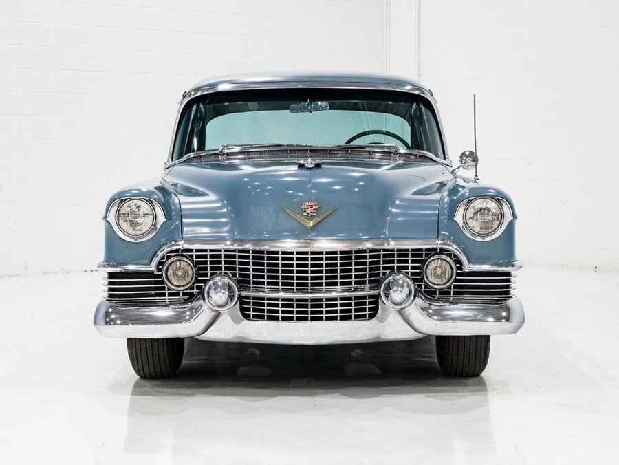 Cadillac Fleetwood 1954 1954 Bleu