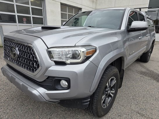2018 Toyota TACOMA 2018 Silver