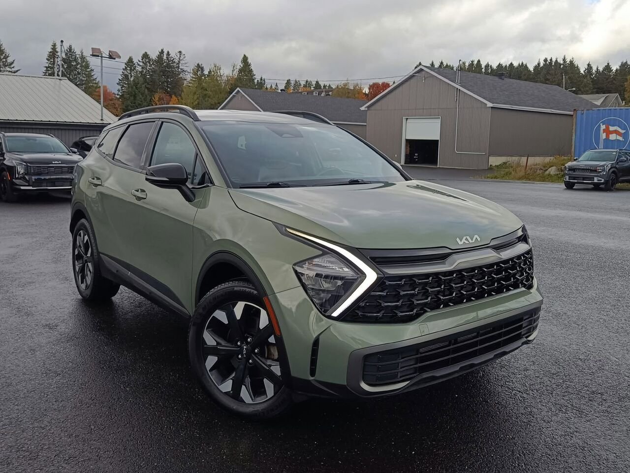 Kia Sportage 2023 Vert Nantes - photo #0