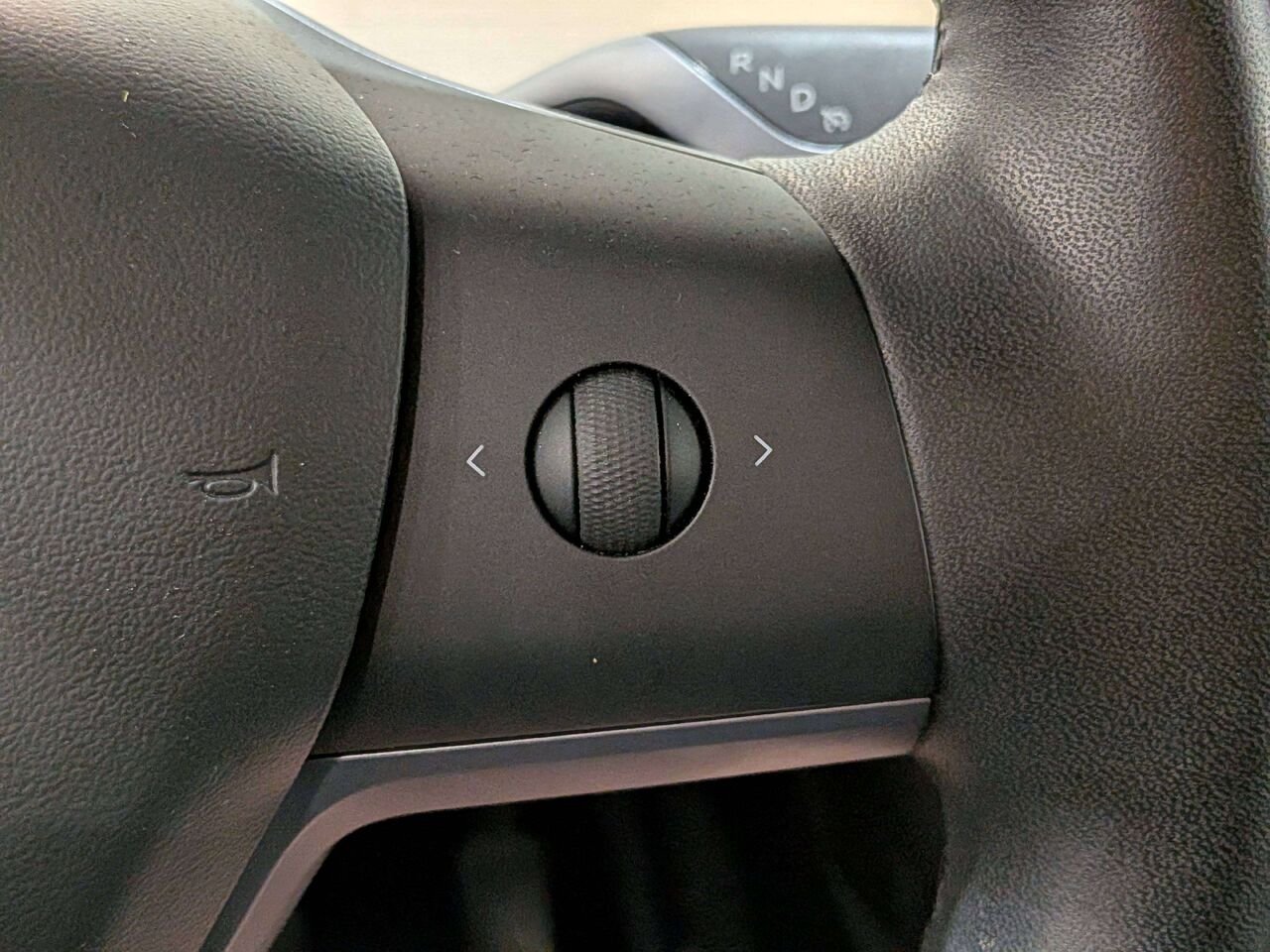 2020 Tesla Model Y Long Range AWD Red Val-David - photo #16