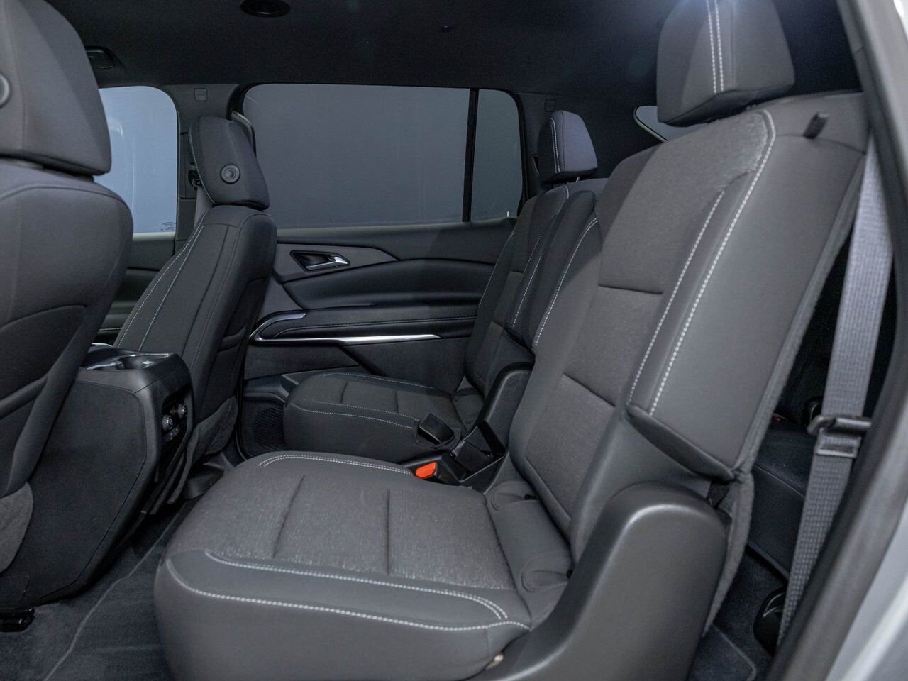 Chevrolet Traverse LT SPORT AWD 7 PLACES *CAM 360* GR REMORQ *CARPLAY 2024 Gris Saint-Jérôme - photo #27