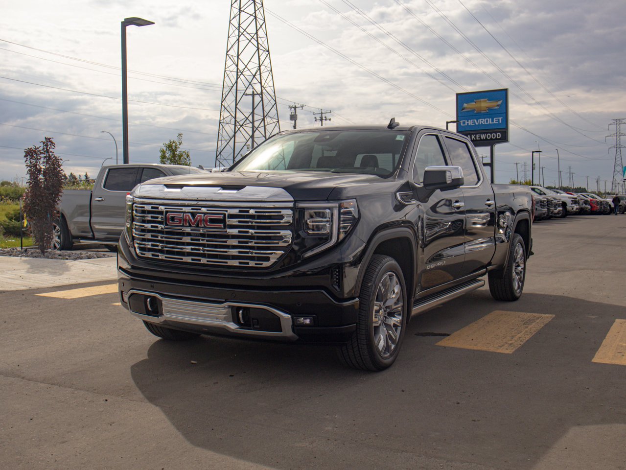 2025 GMC Sierra 1500 4WD Crew Cab 147 Denali Black Sherwood Park - photo #3