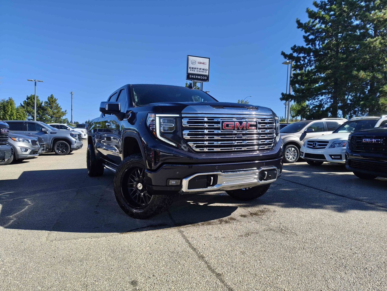 2024 GMC Sierra 1500 4WD Crew Cab 147 Denali Grey Sherwood Park - photo #1