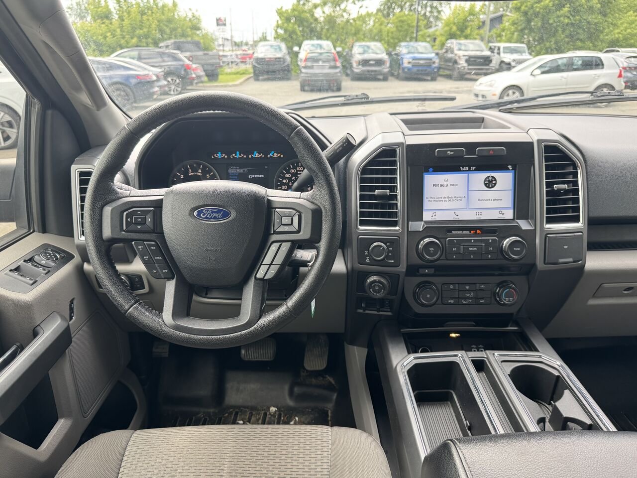 2016 Ford F-150 Black Granby - photo #13