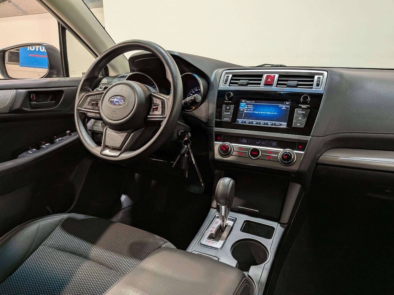 2018 Subaru Outback 2.5i Grey Val-David - photo #18
