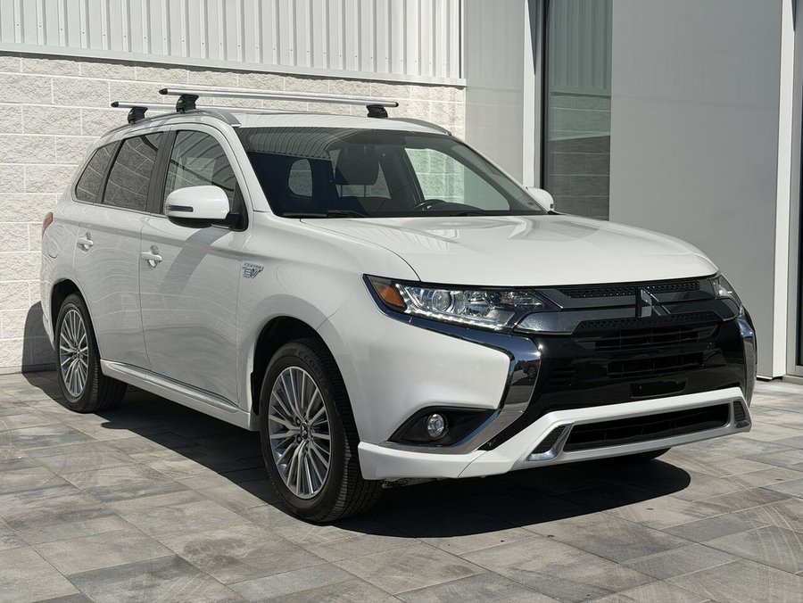 2020 Mitsubishi Outlander Plug-In Hybrid SE S-AWC Silver