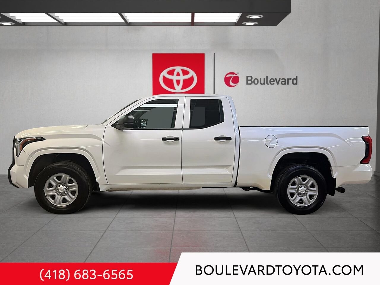 2023 Toyota Tundra 531789-32 | SR DOUBLE CAB, 4x4 White Québec - photo #5