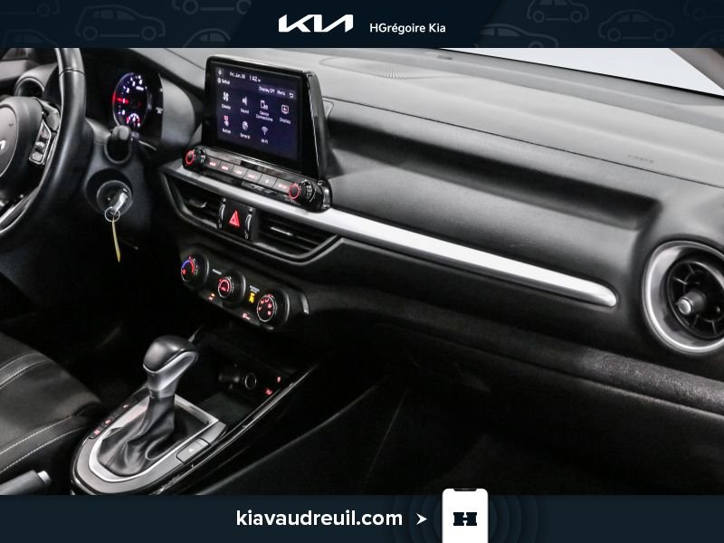 2023 Kia Forte Grey Laval - photo #23