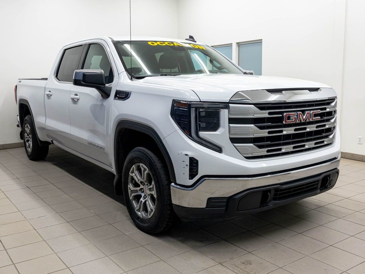 GMC Sierra 1500 SLE X31 CREW 4X4 DIESEL *NAV* SIÈGES CHAUF CARPLAY 2024 Blanc Saint-Jérôme - photo #8