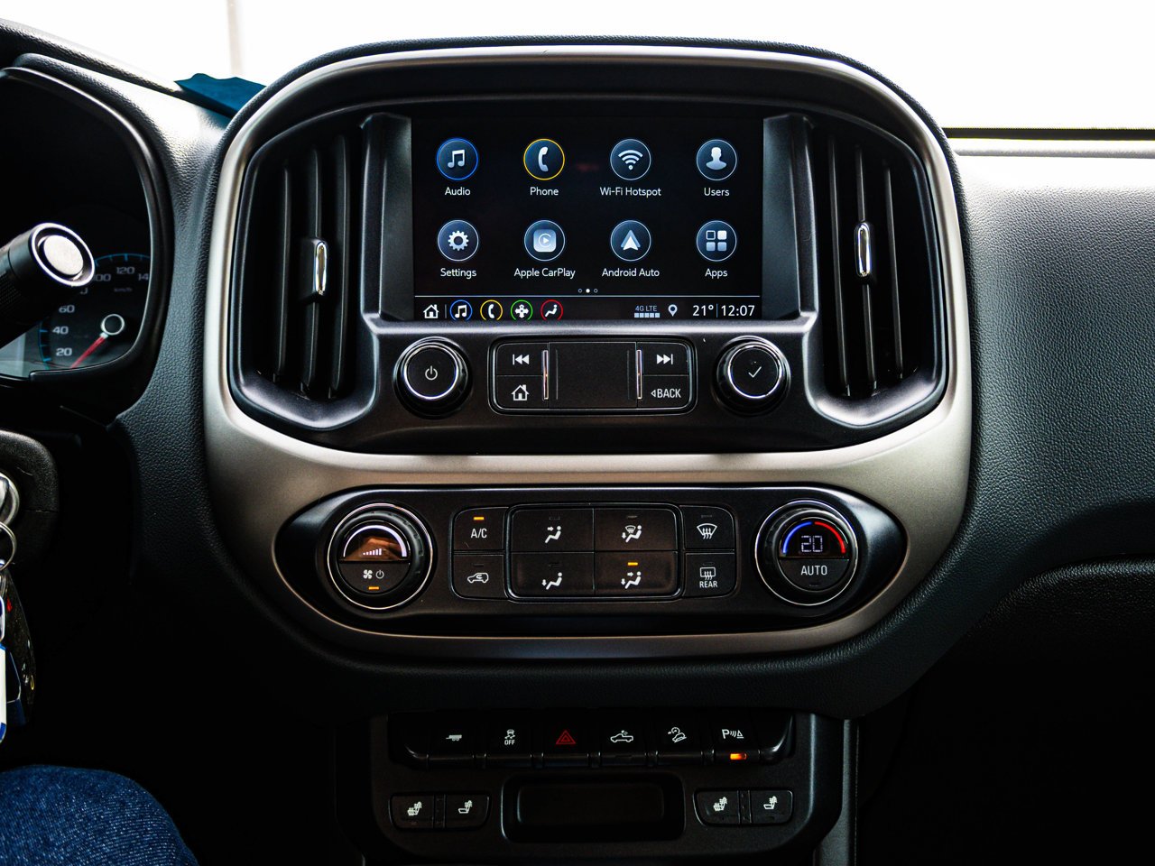 2021 Chevrolet Colorado 4WD Crew Cab 128 Z71 Blue Sherwood Park - photo #23
