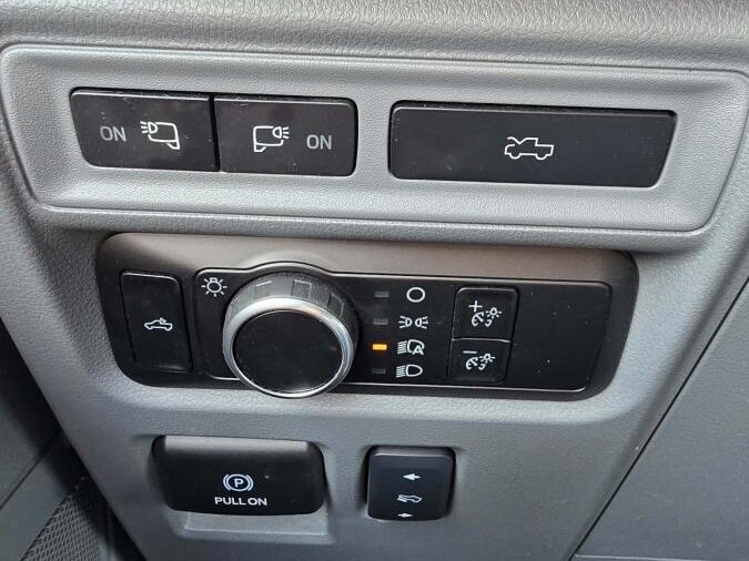 2024 Ford F-150 Lightning Red  - photo #12