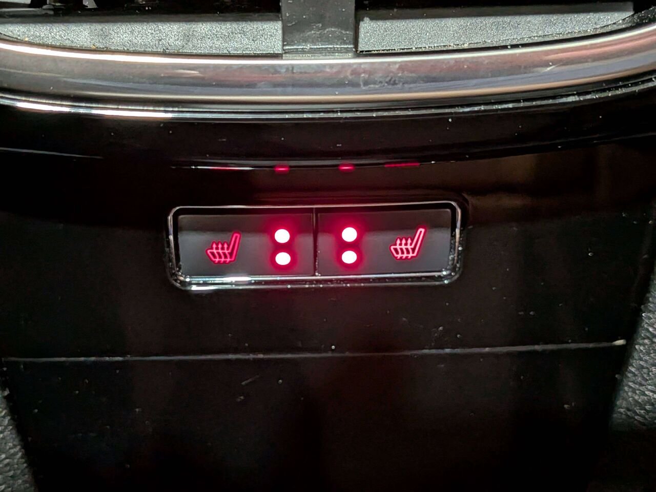 2022 Lincoln Nautilus Reserve AWD Black Val-David - photo #12