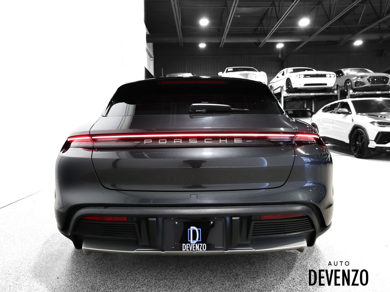 Porsche Taycan 2022 Gris Saint-Eustache - photo #3