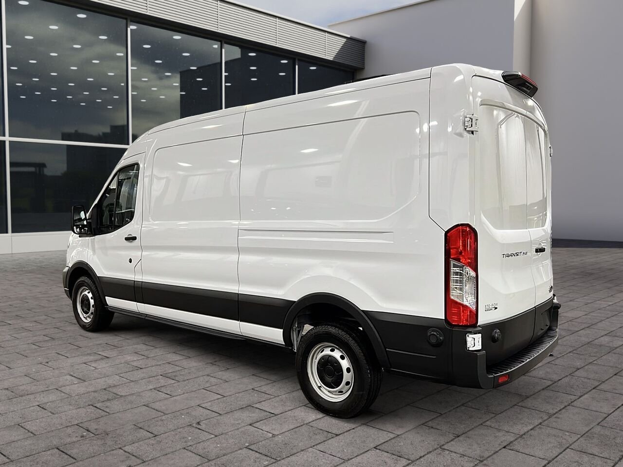 2024 Ford Transit T-250 PA toit moyen 148 po White Québec - photo #21